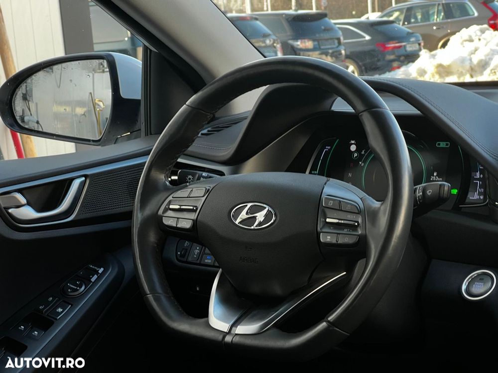 Hyundai IONIQ 1.6 GDI Style - 10