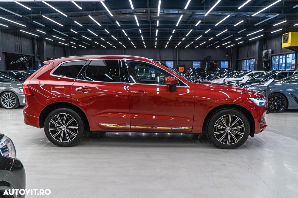 Volvo XC 60 B4 MHEV AT8 AWD Momentum Pro - 20