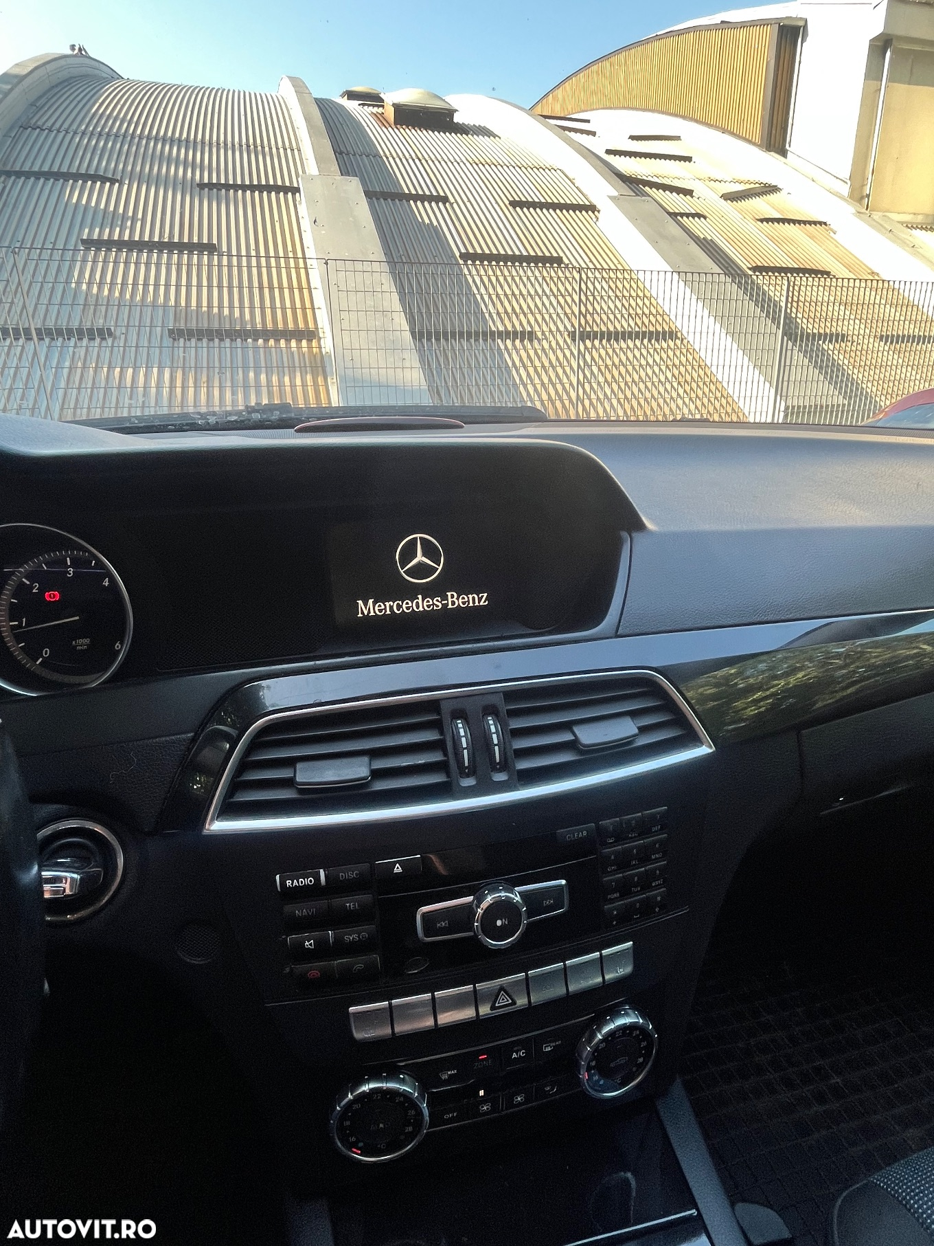Mercedes-Benz C 200 CDI BlueEFFICIENCY - 13
