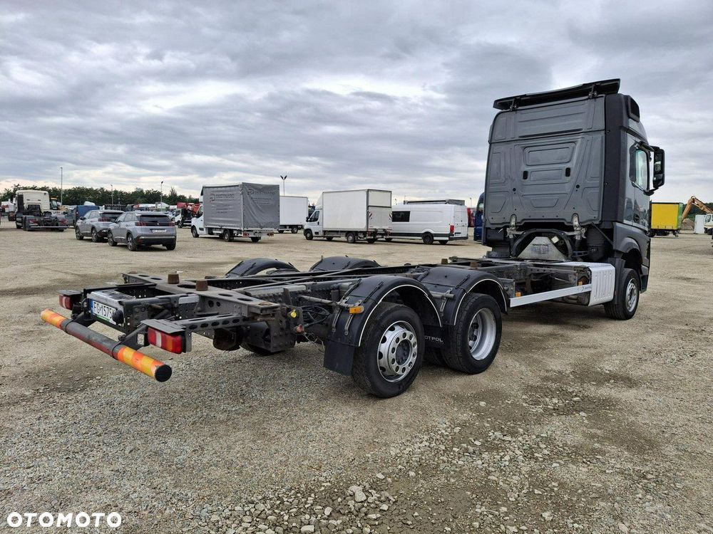 Mercedes-Benz actros - 6