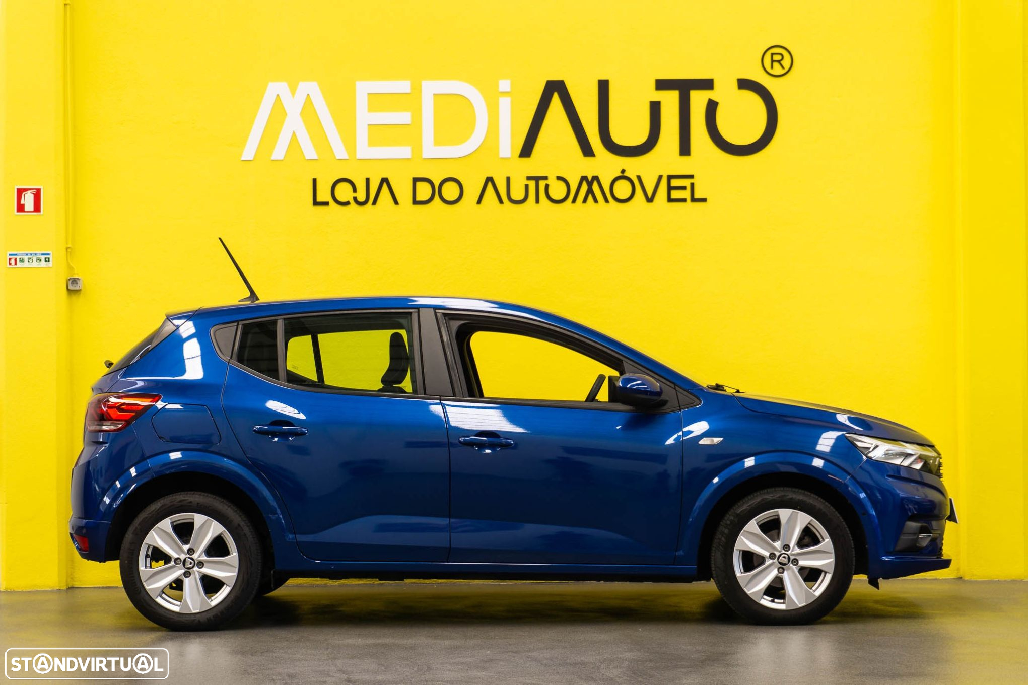 Dacia Sandero 1.0 SCe Essential - 6