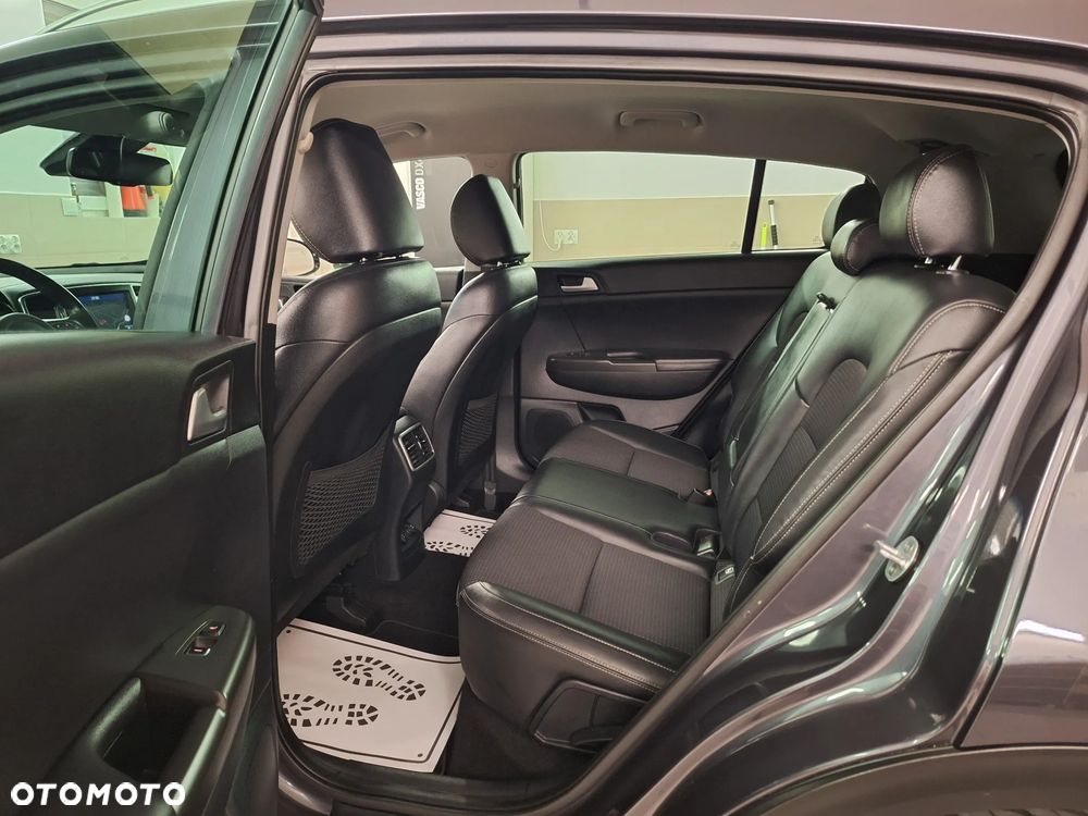 Kia Sportage 2.0 CRDI Business Line 4WD - 21