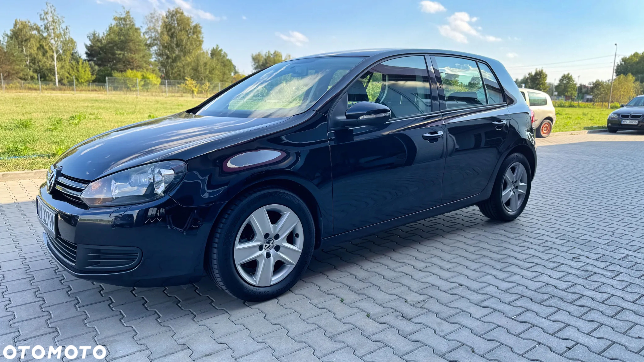 Volkswagen Golf VI 2.0 TDI Comfortline - 9