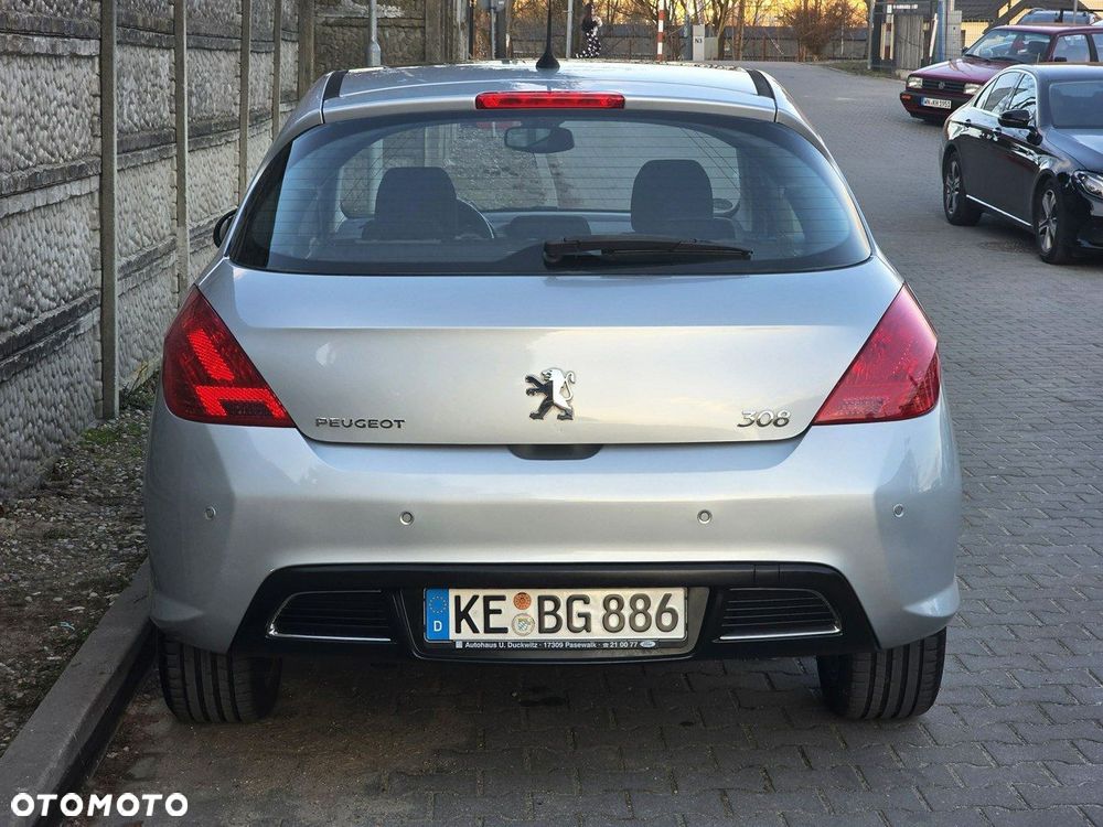 Peugeot 308 HDi FAP 110 Platinum - 8