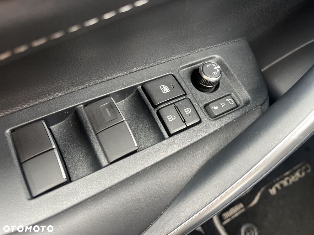 Toyota Corolla 1.8 Hybrid Style - 16