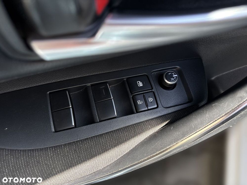 Toyota Corolla 1.8 Hybrid Comfort - 20
