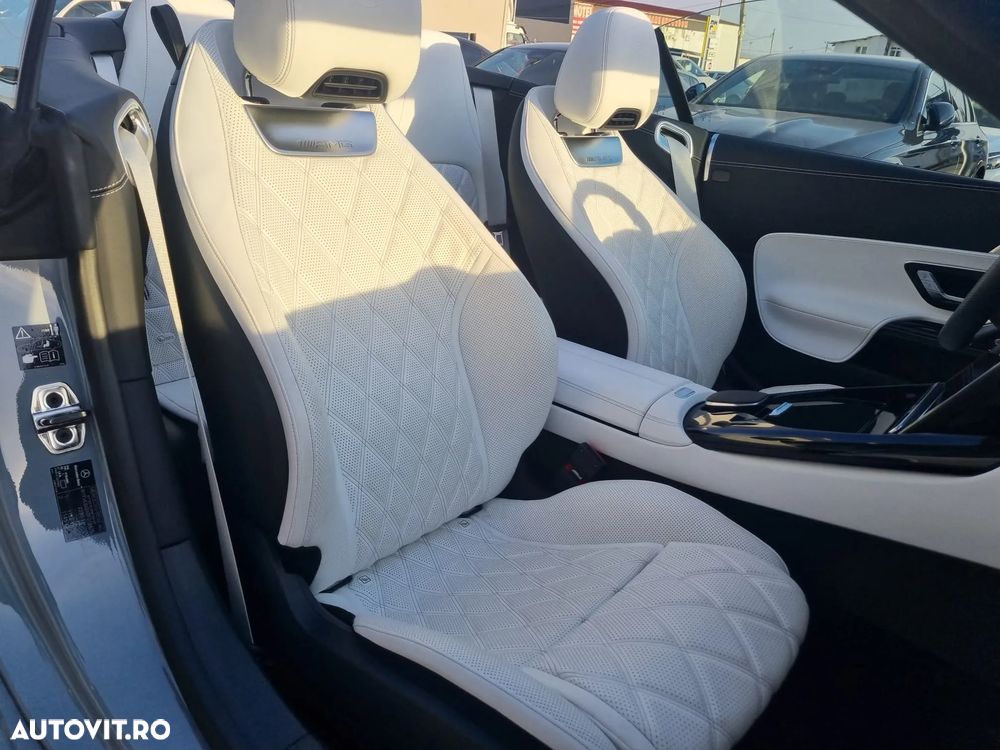 Mercedes-Benz SL 55 AMG 4Matic+ - 24