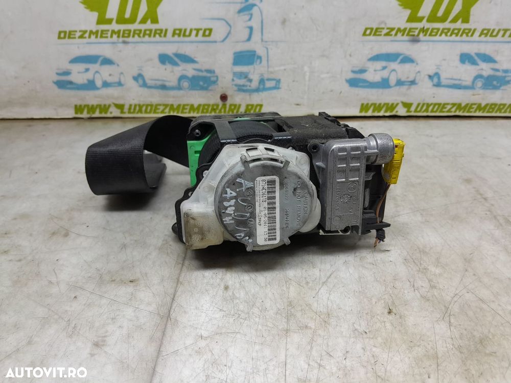 Centura stanga fata 306226299g48 3066322 Audi A4 B8/8K [2007 - 2011] - 2