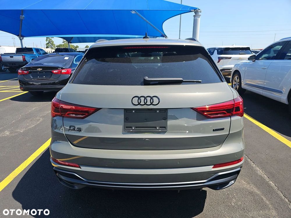 Audi Q3 2.0 TFSI Quattro S tronic design - 6
