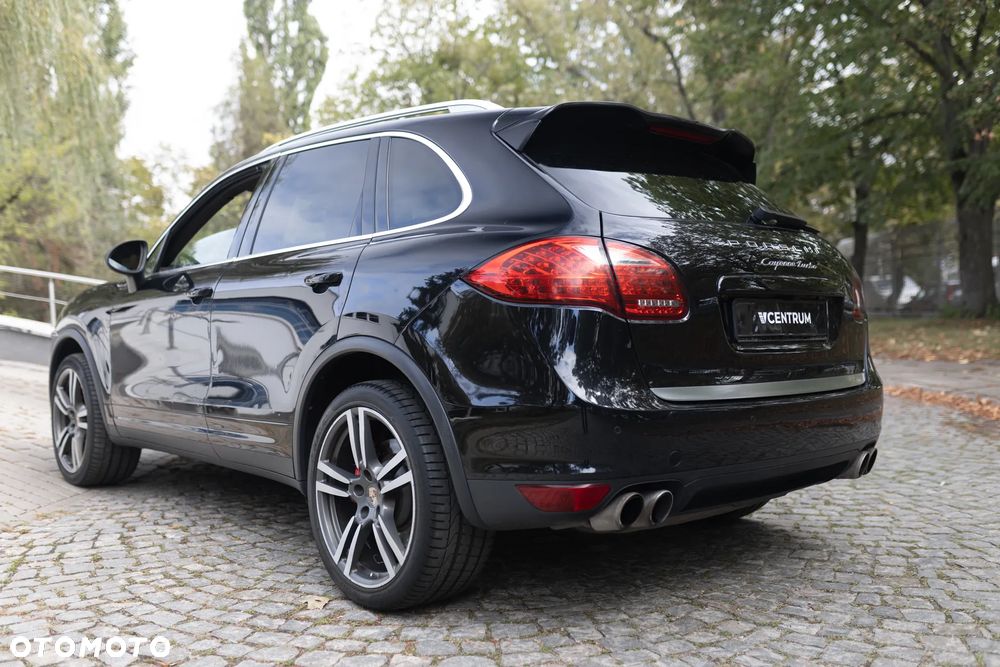 Porsche Cayenne - 8
