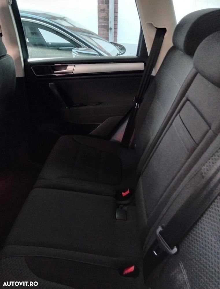 Volkswagen Touareg - 7
