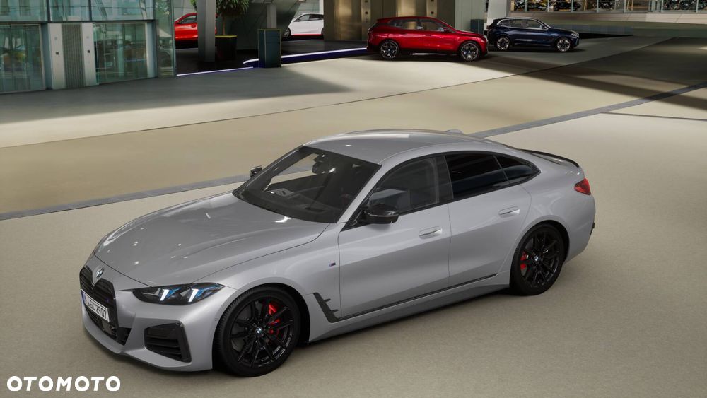 BMW Seria 4 M440i xDrive mHEV - 3