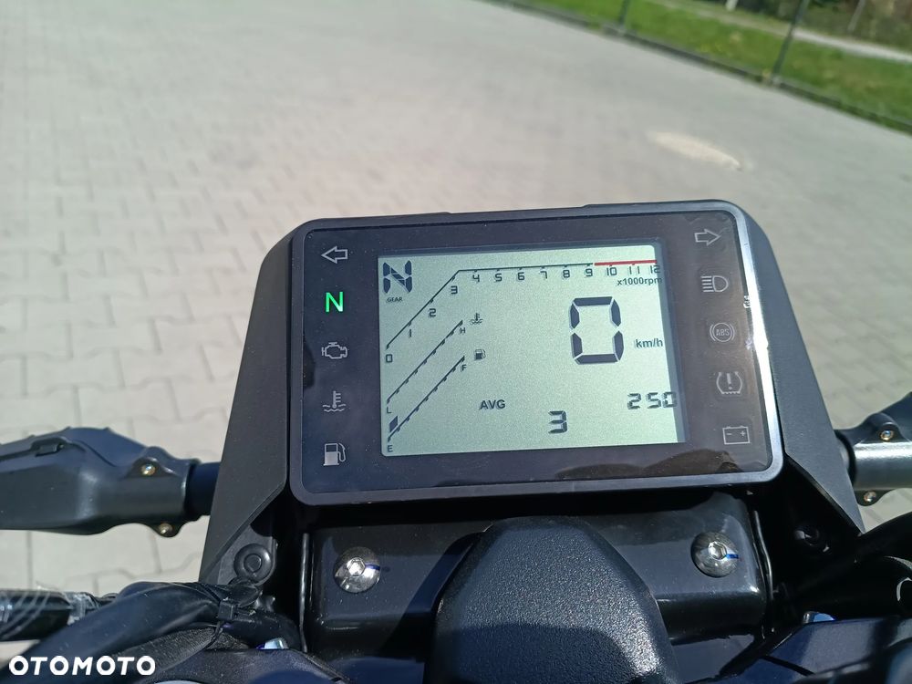 Zontes 125 GK - 8