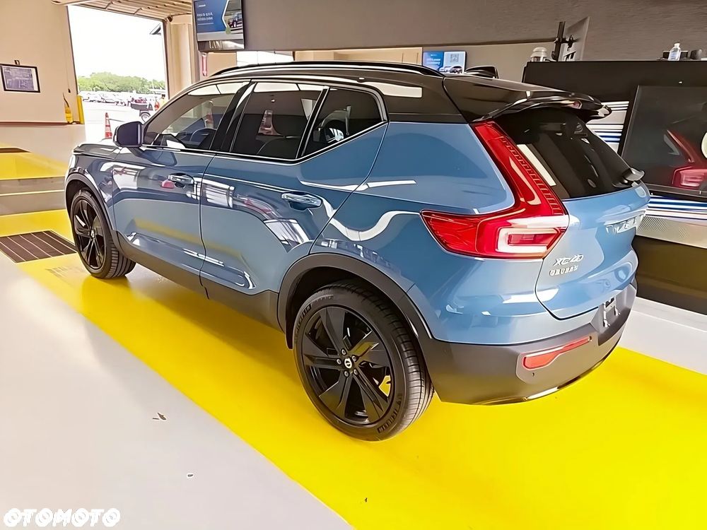Volvo XC 40 B5 B AWD Ultimate Dark - 5