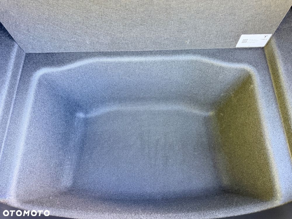 Tesla Model 3 Standard Range Plus - 28