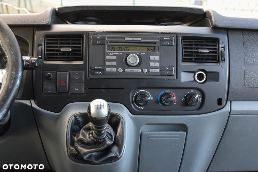 Ford Transit FT 350L - 18