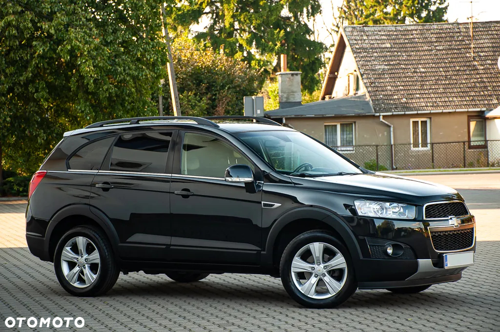 Chevrolet Captiva ver-2-4-2wd-7-sitzer-ls-family-edition - 9
