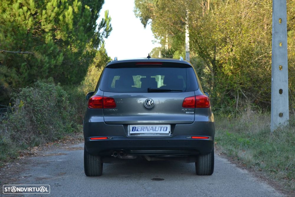 VW Tiguan 2.0 TDi Sport BlueMotion - 13