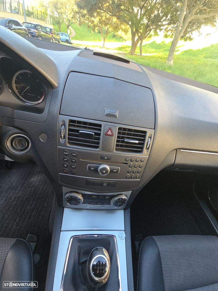 Mercedes-Benz C 250 CDi Avantgarde BlueEfficiency - 17