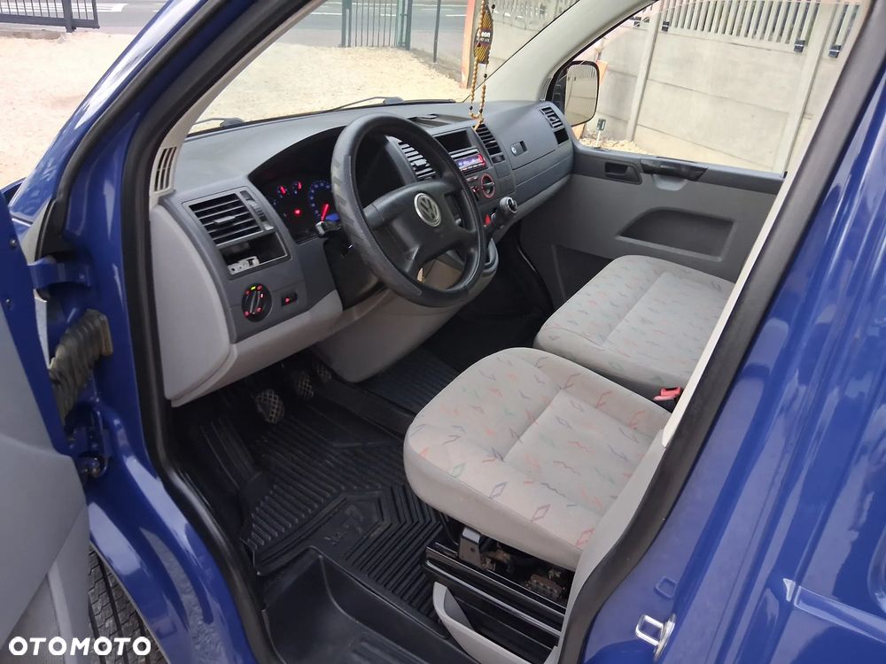 Volkswagen T5 Transporter - 11