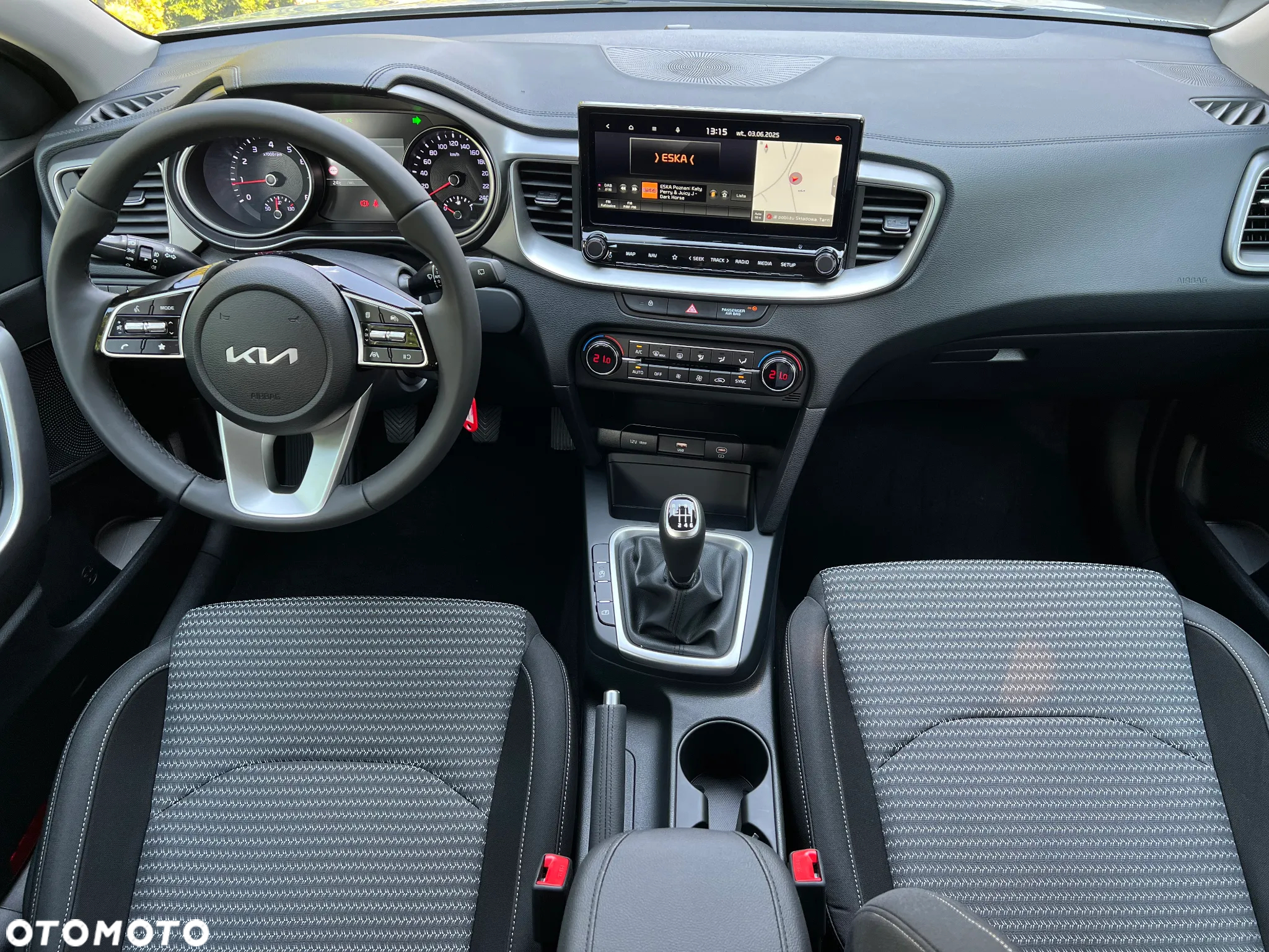 Kia Ceed 1.5 T-GDI M - 23