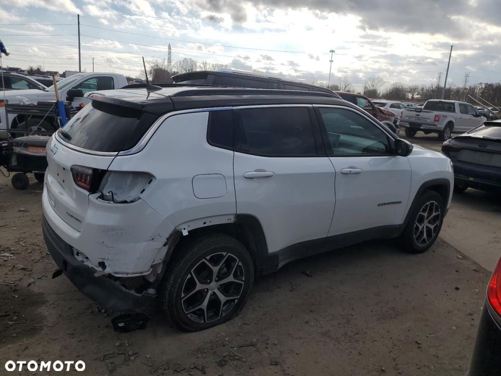 Jeep Compass - 3