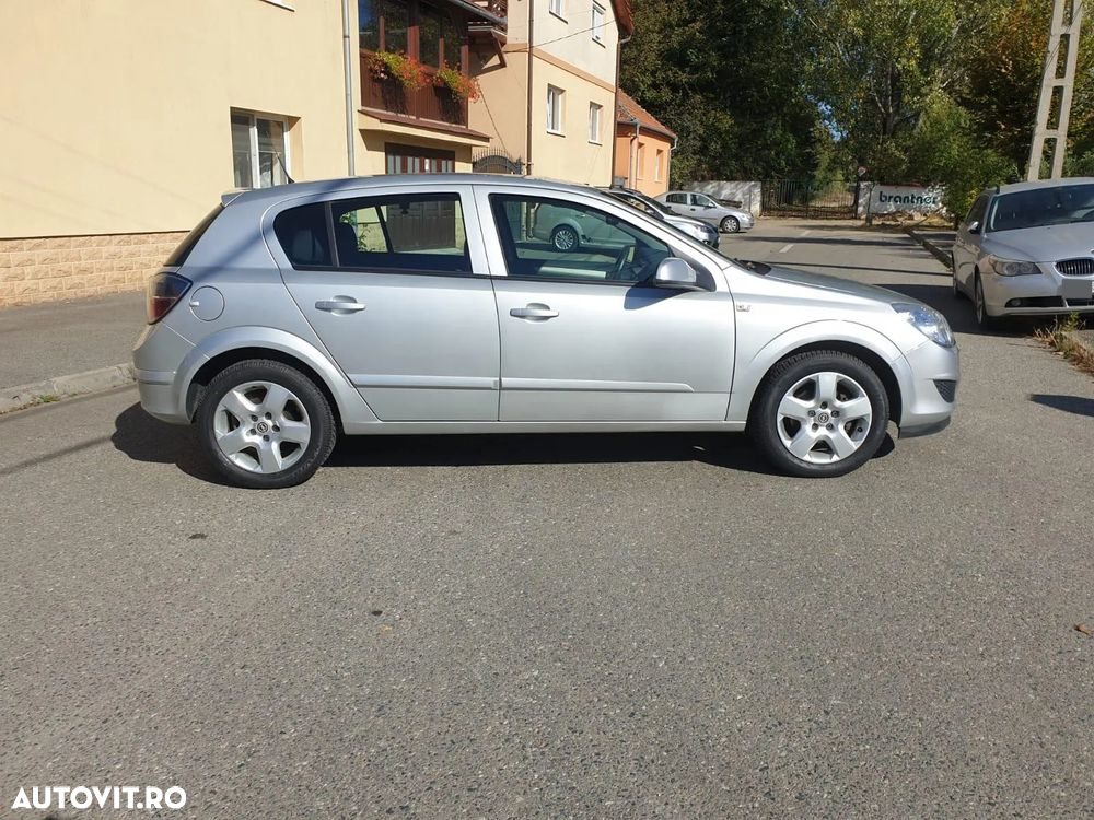 Opel Astra - 2