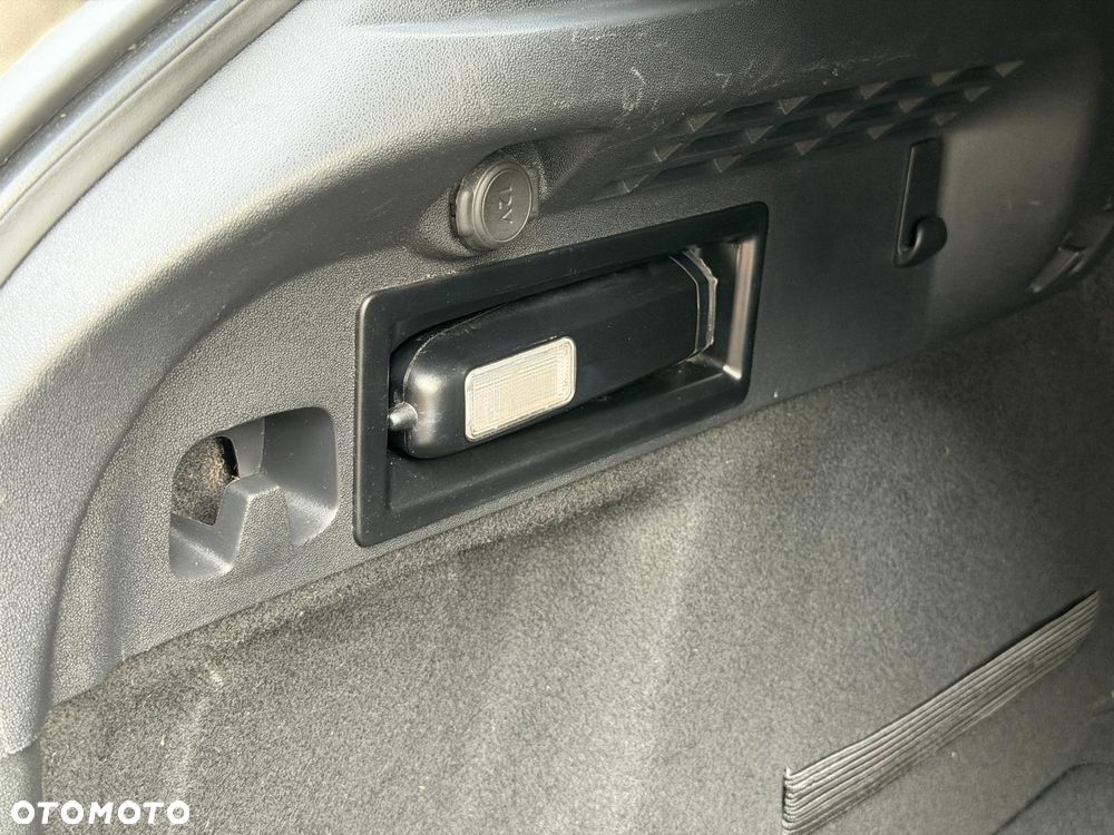 Citroën C4 BlueHDi 120 Stop&Start Shine - 37
