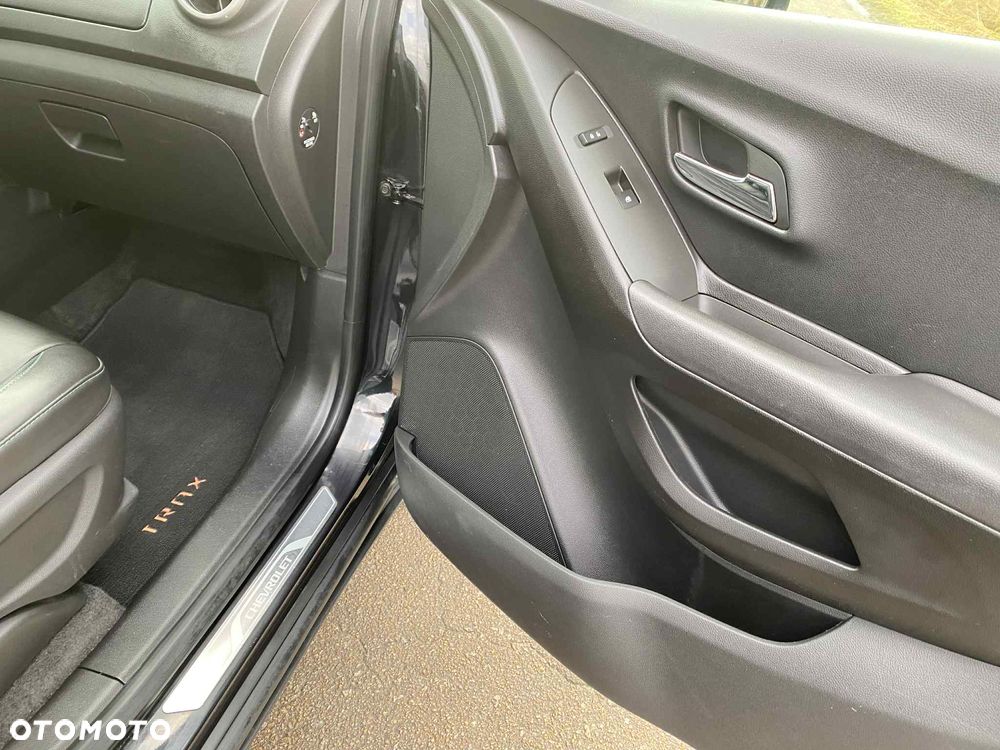 Chevrolet Trax 1.7TD LT - 19