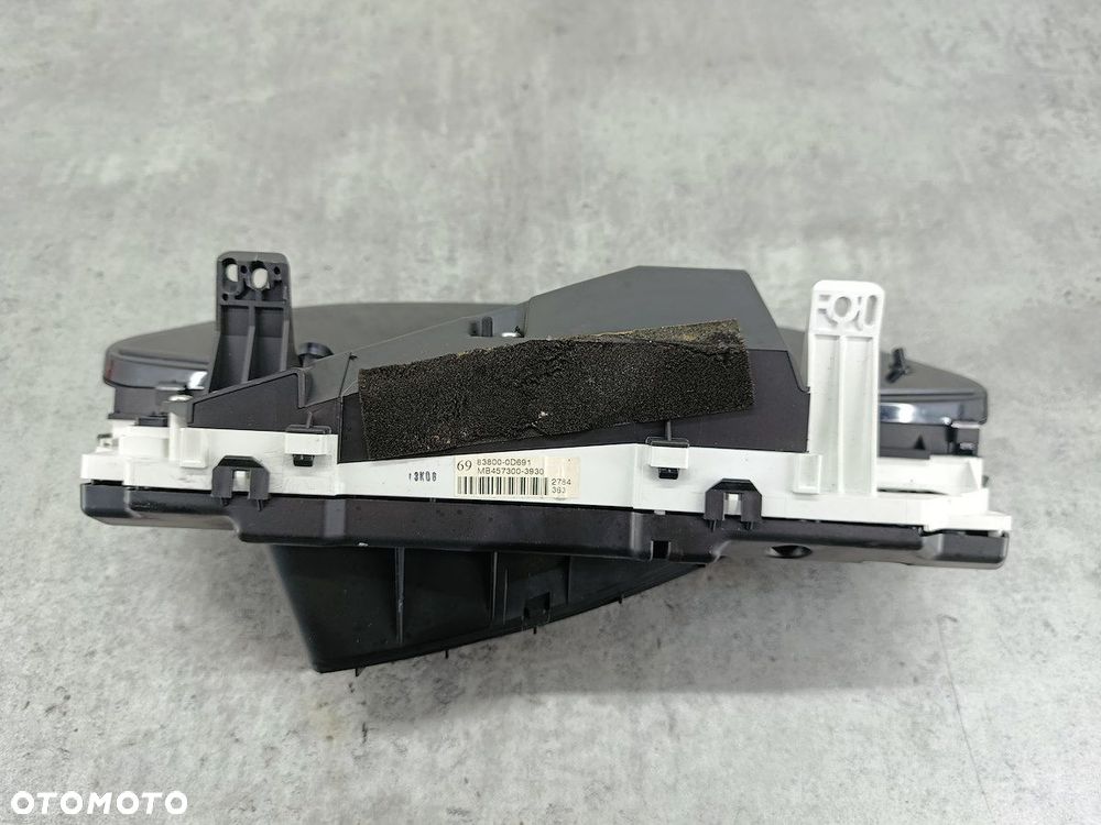 LICZNIK TOYOTA YARIS II 83800-0D691 MB457300-3930 1.4 D-4D - 11