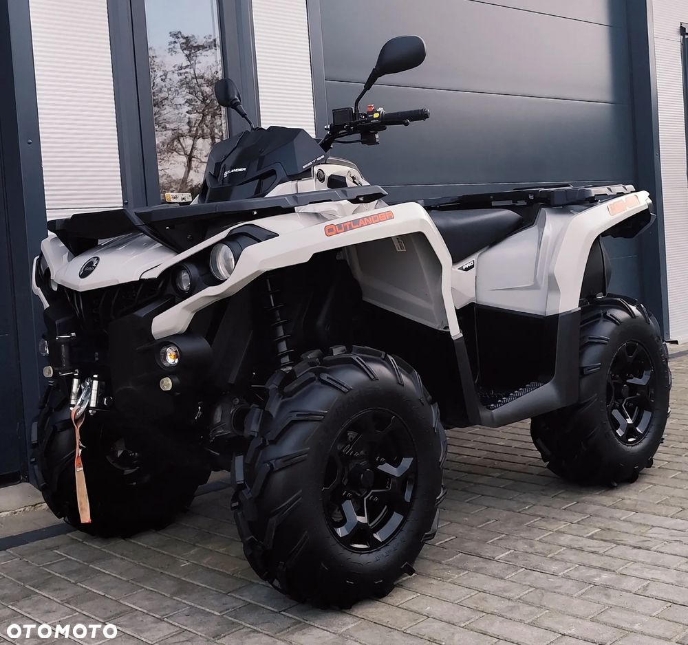 Can-Am Outlander