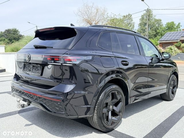 Volkswagen Tiguan - 4