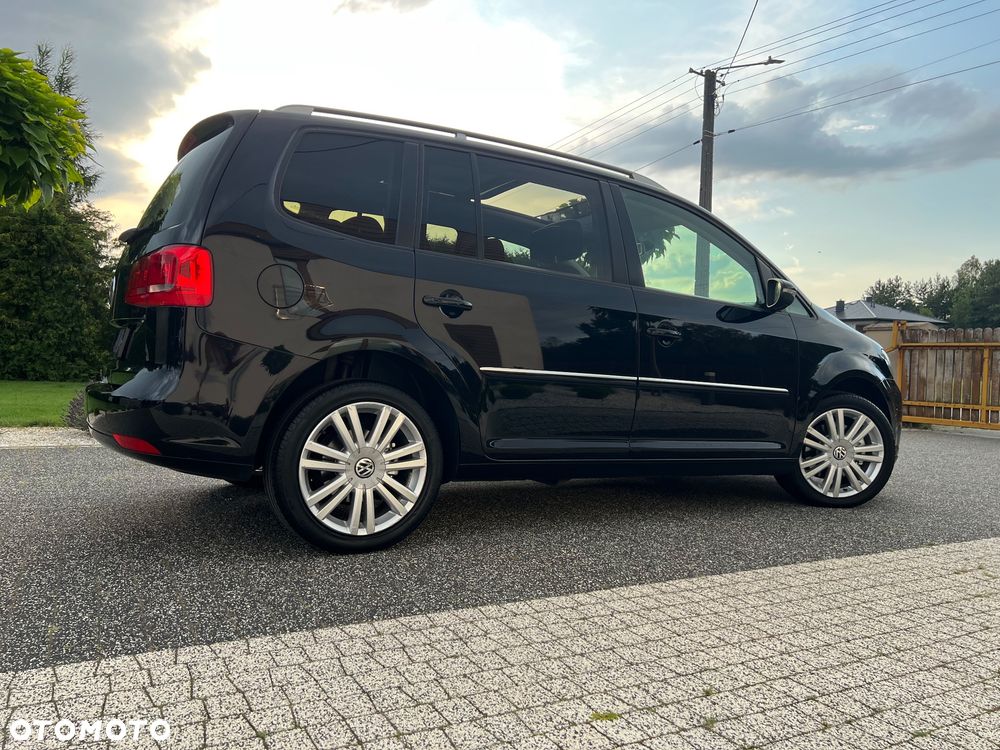 Volkswagen Touran 2.0 TDI DPF Highline - 18