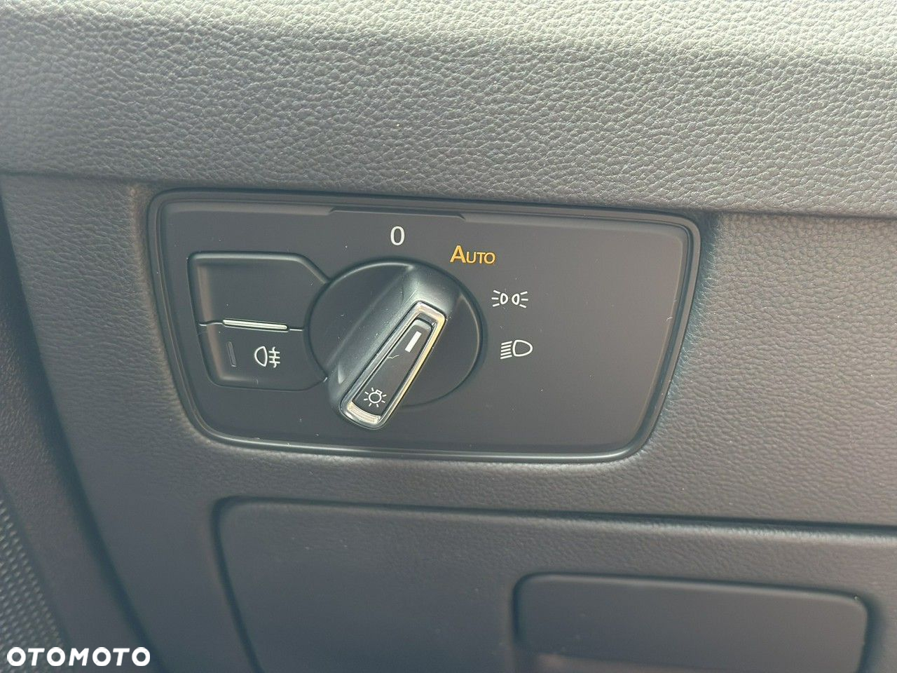 Volkswagen Passat 2.0 TDI EVO Business - 13