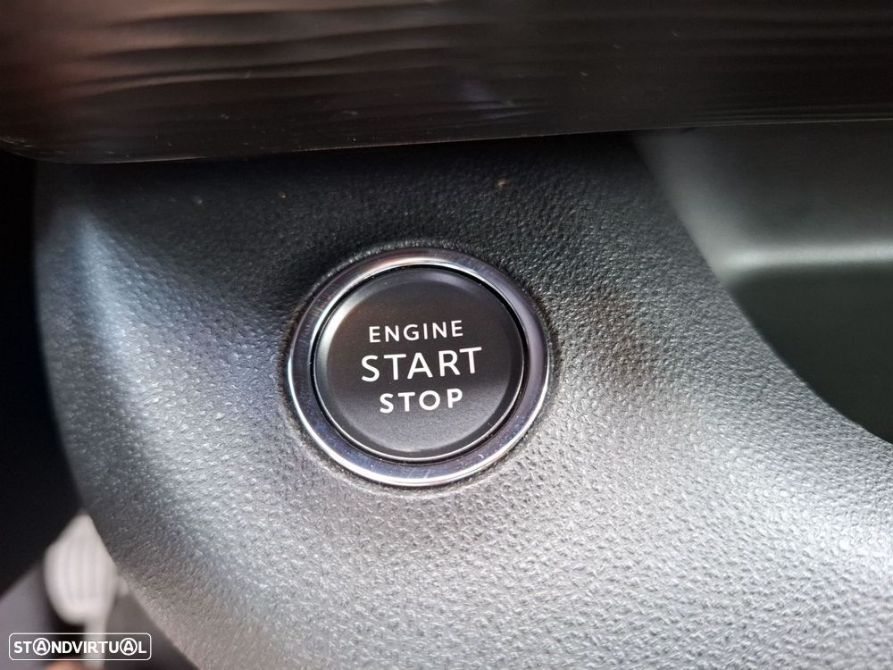 Jeep Avenger 1.2 GSE T3 Altitude - 20