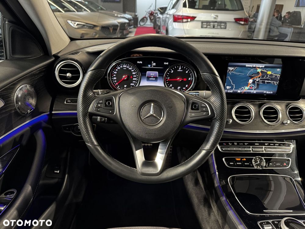 Mercedes-Benz Klasa E - 15