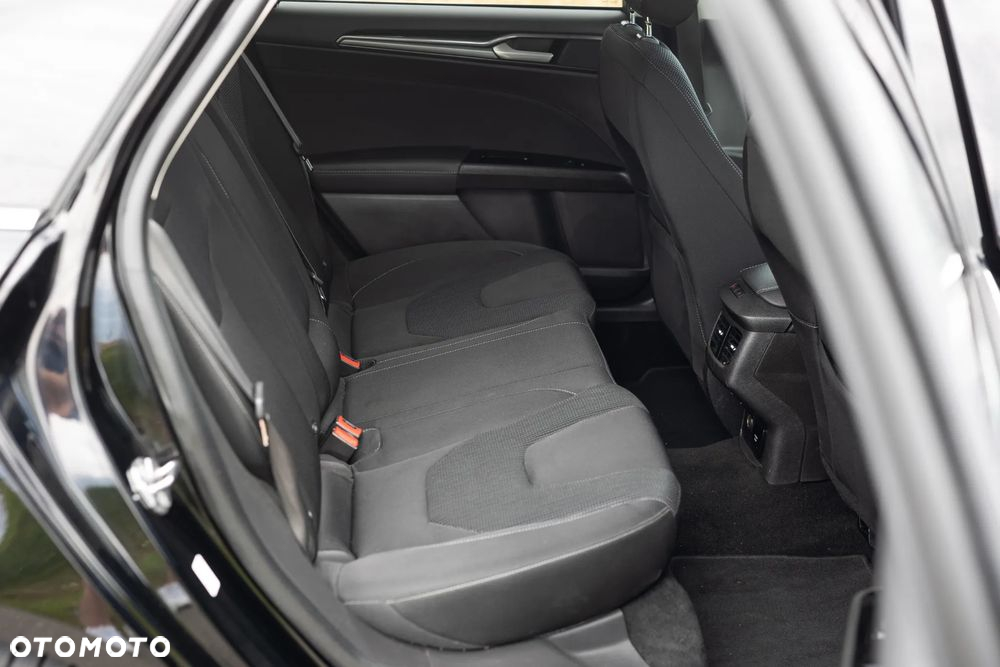 Ford Mondeo 2.0 EcoBlue Titanium - 15