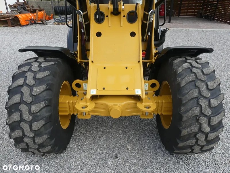Caterpillar CAT 906M Z Niemiec / 2019r / 2668mtg / Serwisowany / - 33