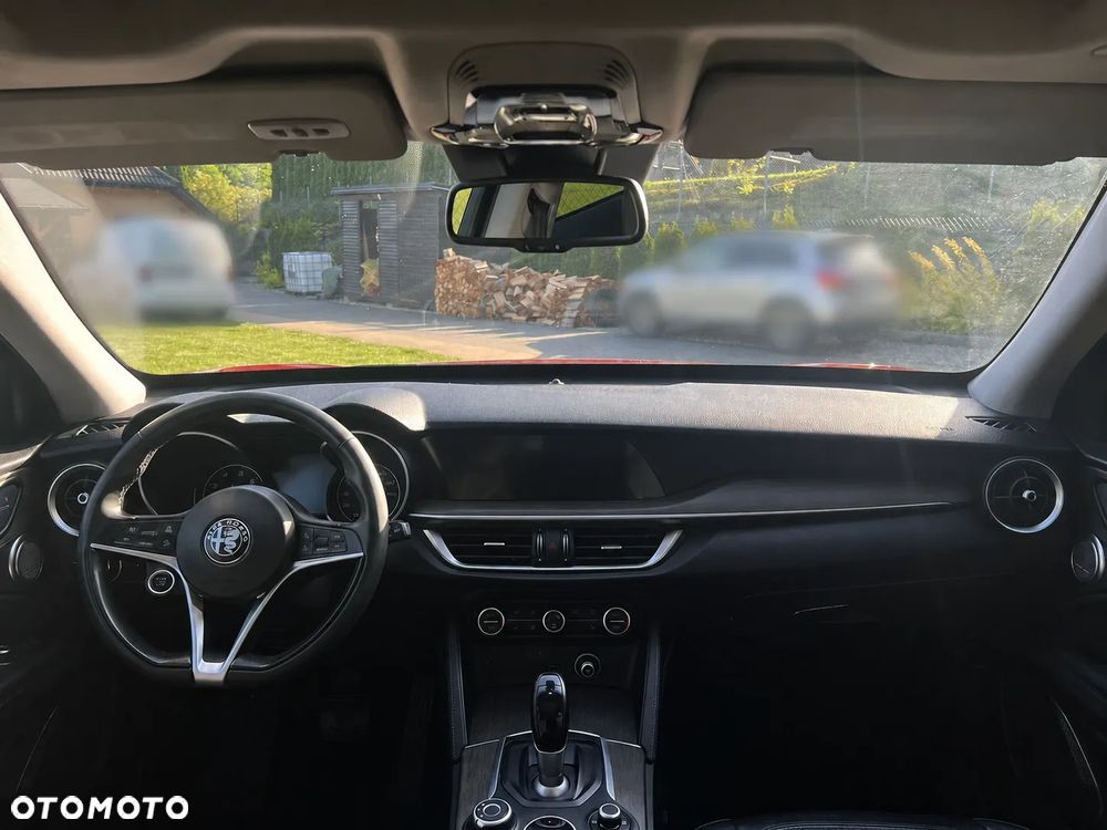 Alfa Romeo Stelvio 2.0 Turbo TI Q4 - 14