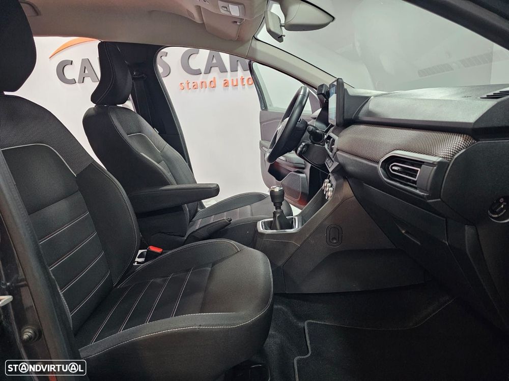 Dacia Jogger 1.0 TCe Extreme 7L - 11
