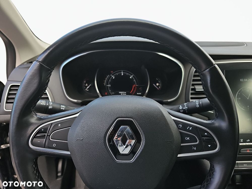 Renault Megane 1.5 Blue dCi Intens EDC - 11