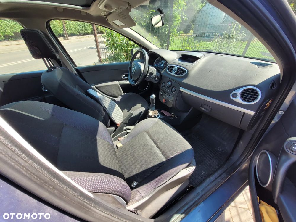 Renault Clio 1.2 16V Expression - 5