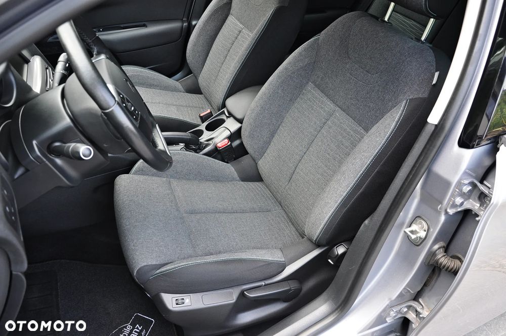 Citroën C4 1.2 e-THP Exclusive - 19