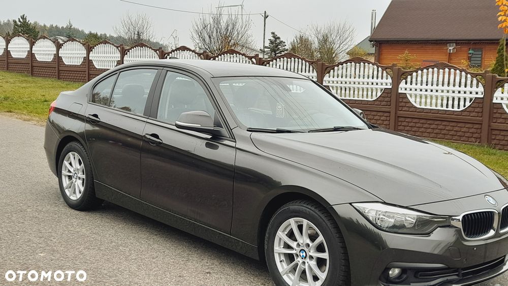 BMW Seria 3 318d - 3