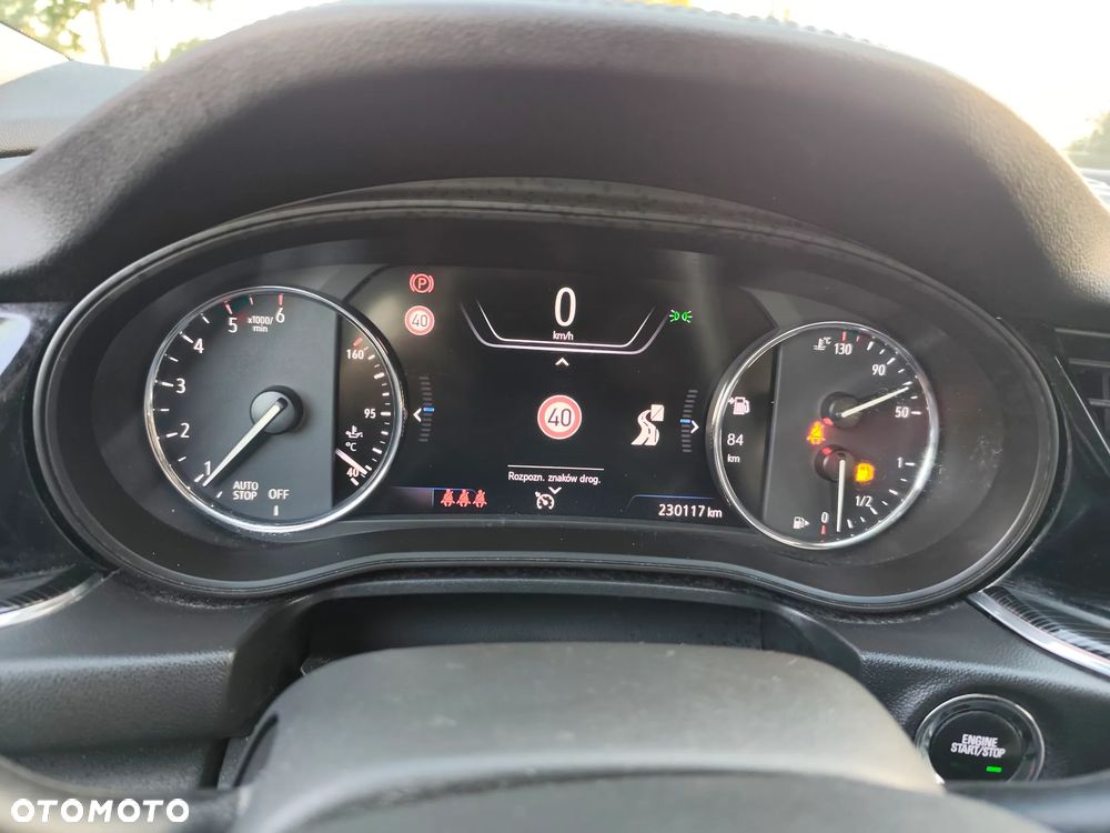 Opel Insignia - 16