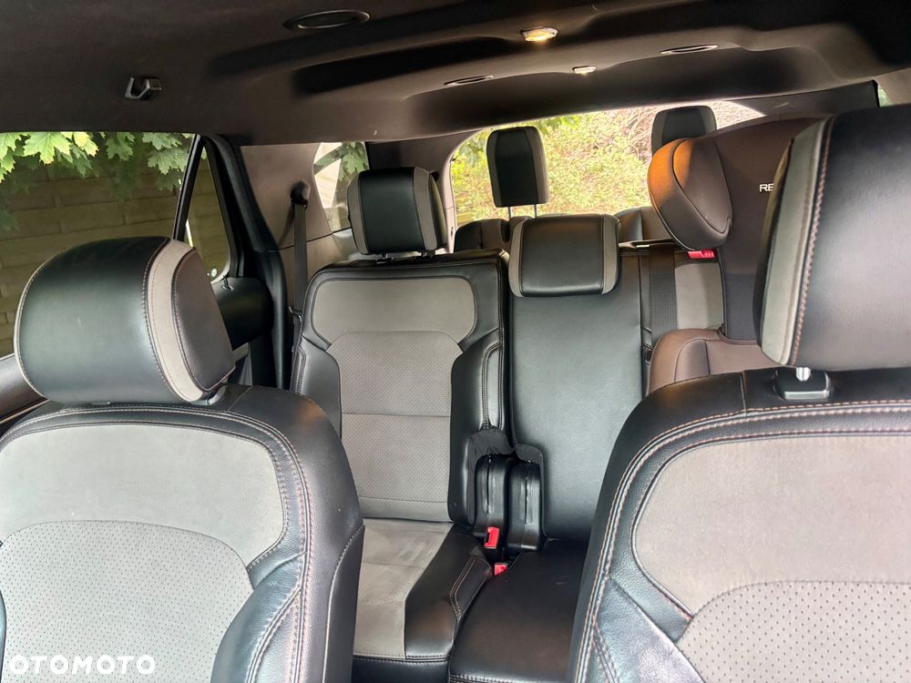 Ford Explorer - 29
