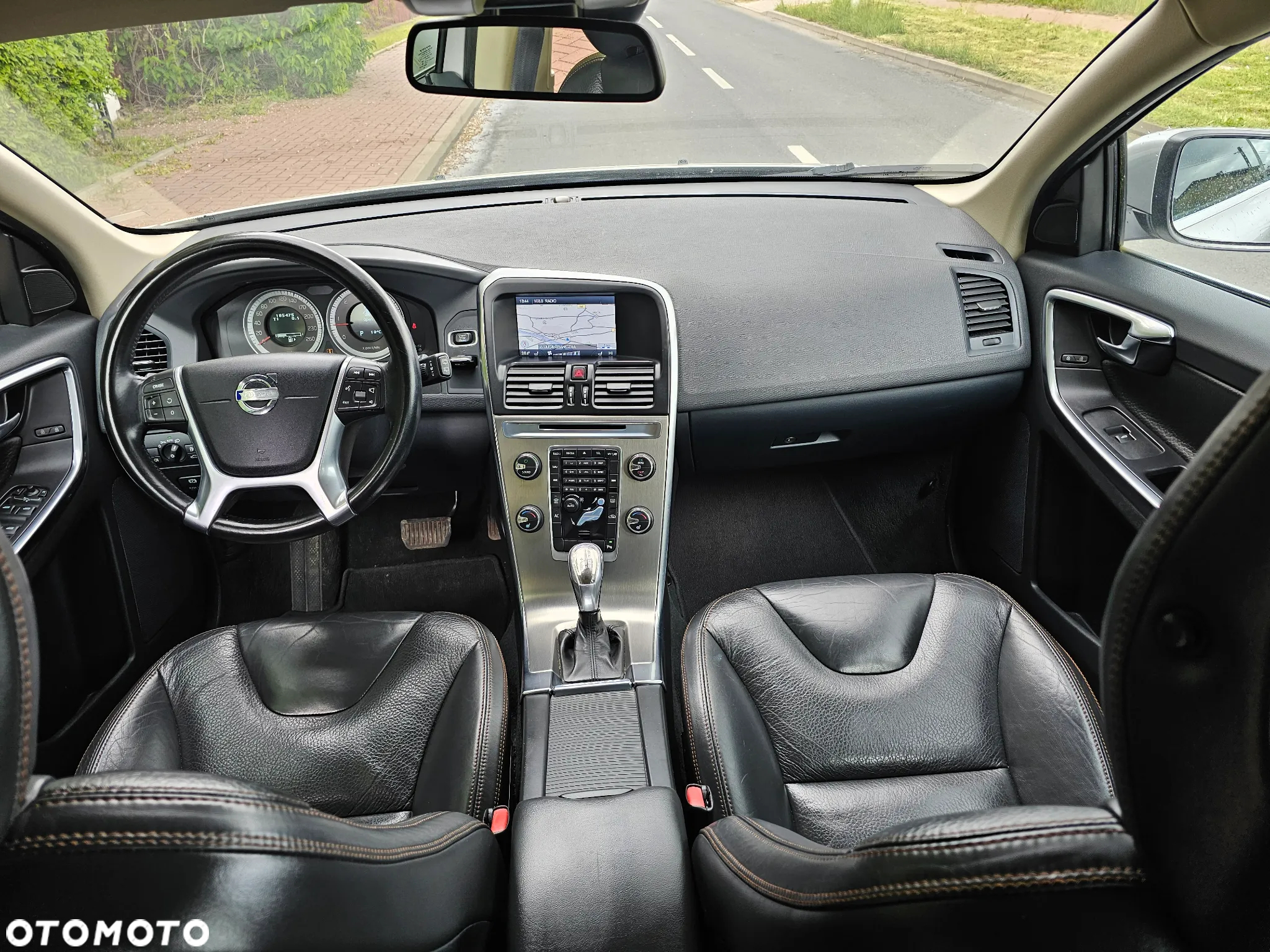 Volvo XC 60 D3 Geartronic Momentum - 2