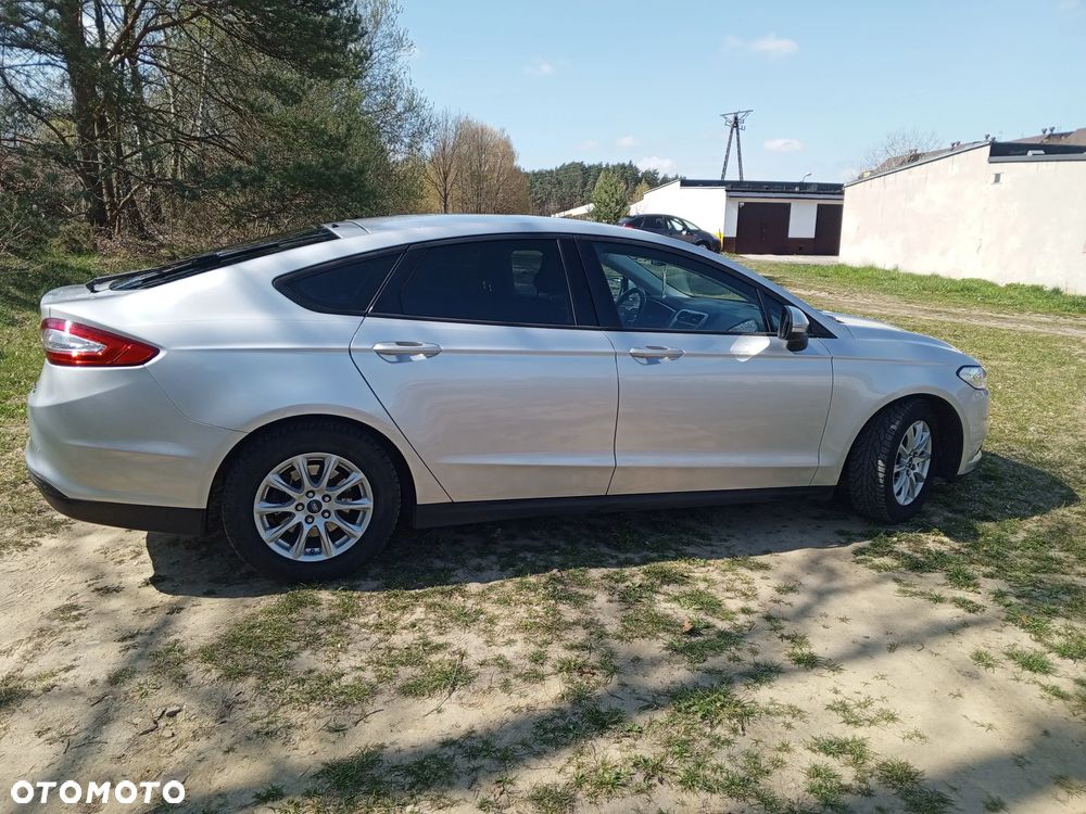 Ford Mondeo 1.5 EcoBoost Ambiente Plus - 18