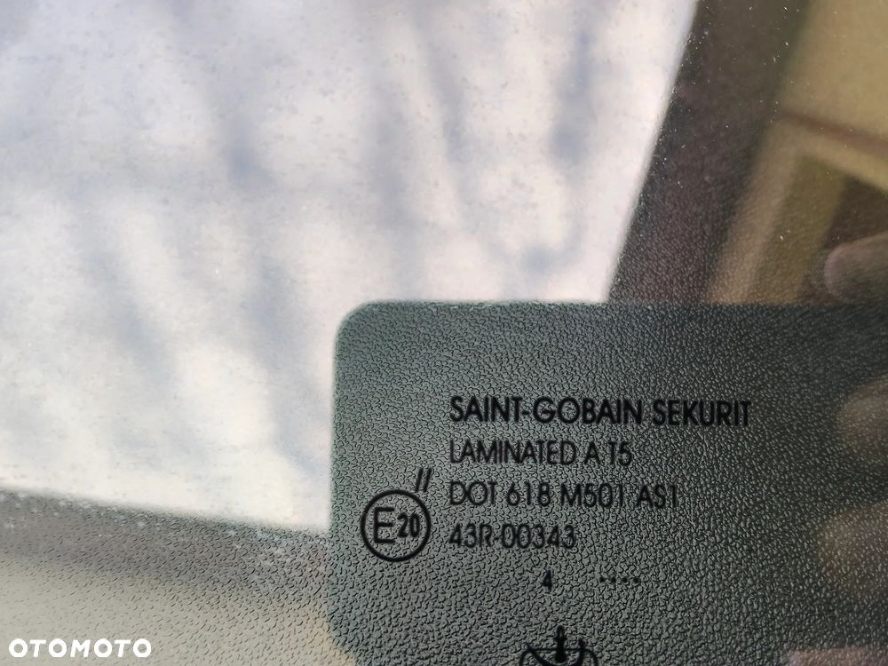 Hyundai ix20 1.4 blue YES - 14