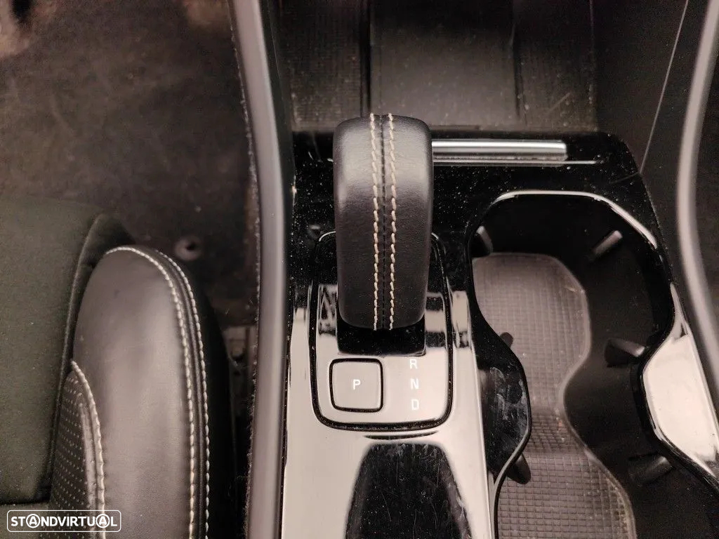 Volvo XC 40 P8 AWD Recharge RDesign - 10